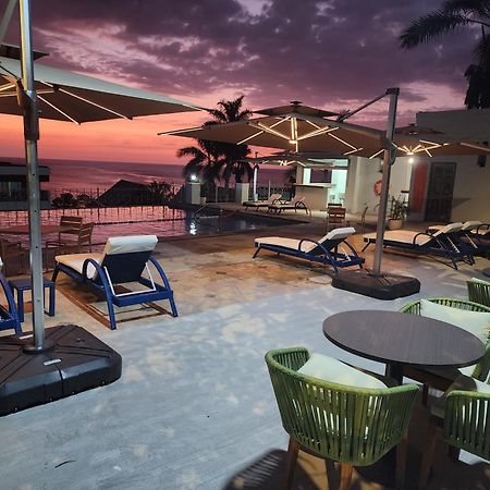 מונטגו ביי Hotel 39 Jamaica מראה חיצוני תמונה
